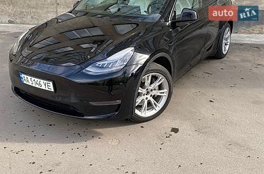 Tesla Model Y  2020