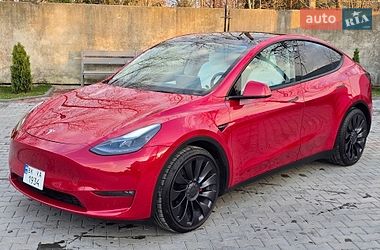 Tesla Model Y  2022