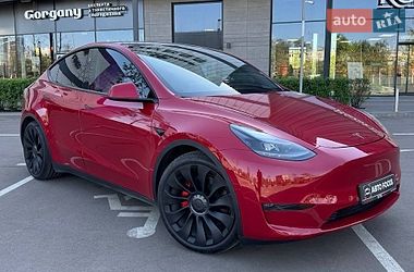 Tesla Model Y  2023