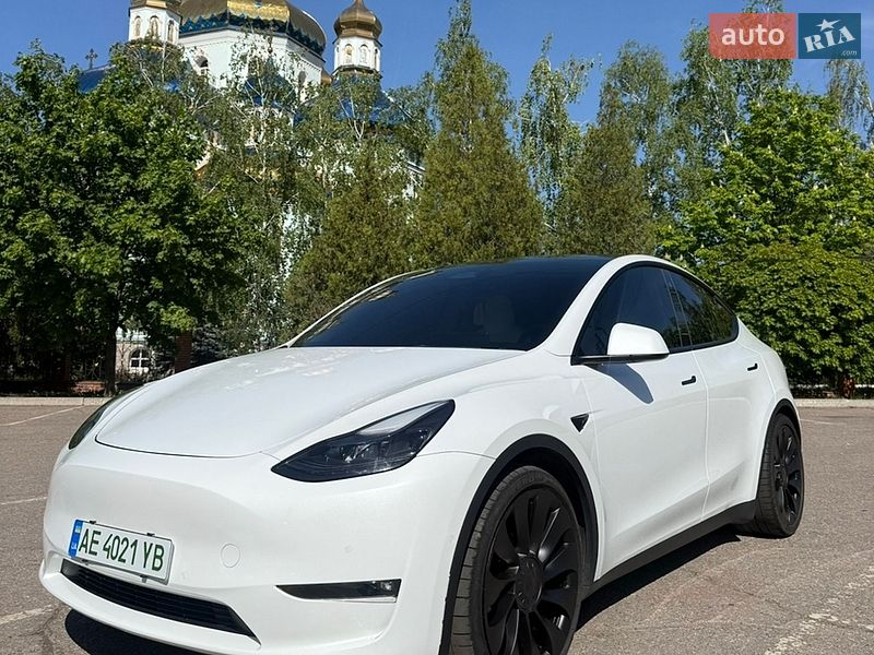 Tesla Model Y 2022