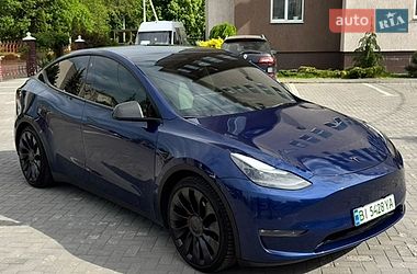 Tesla Model Y  2022