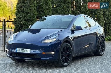 Tesla Model Y  2022