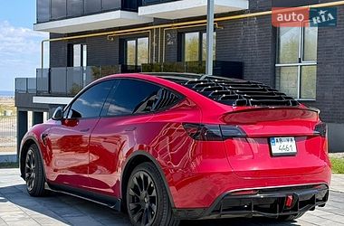 Tesla Model Y  2022