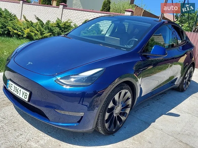 Tesla Model Y