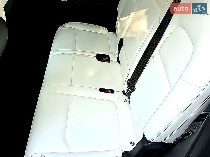 Внедорожник / Кроссовер Tesla Model Y 2021 в Запорожье