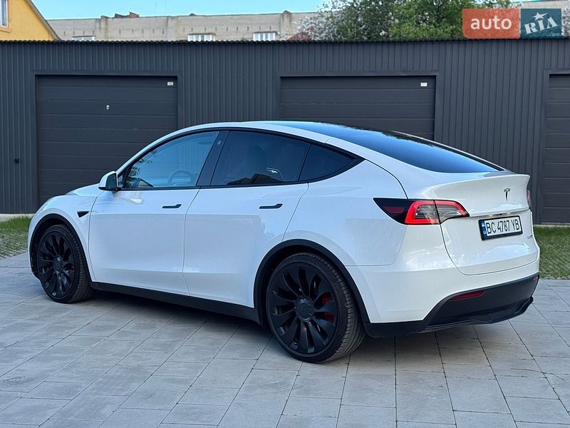 Внедорожник / Кроссовер Tesla Model Y 2022 в Самборе