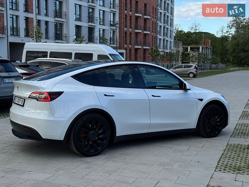 Внедорожник / Кроссовер Tesla Model Y 2022 в Самборе