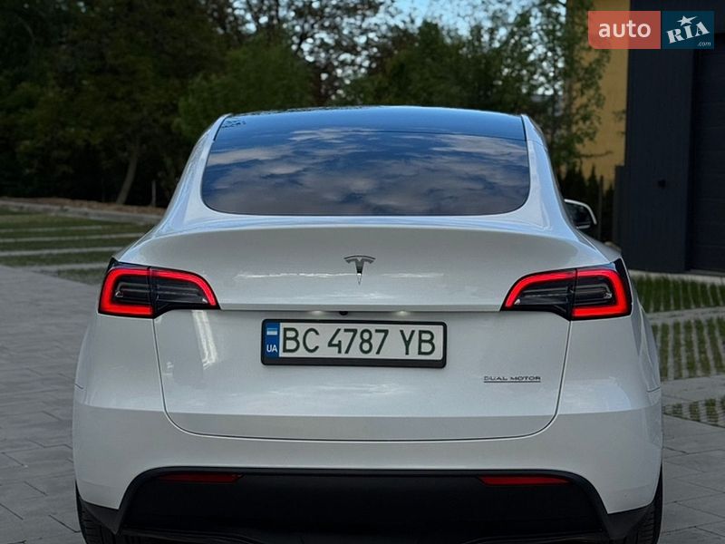 Внедорожник / Кроссовер Tesla Model Y 2022 в Самборе