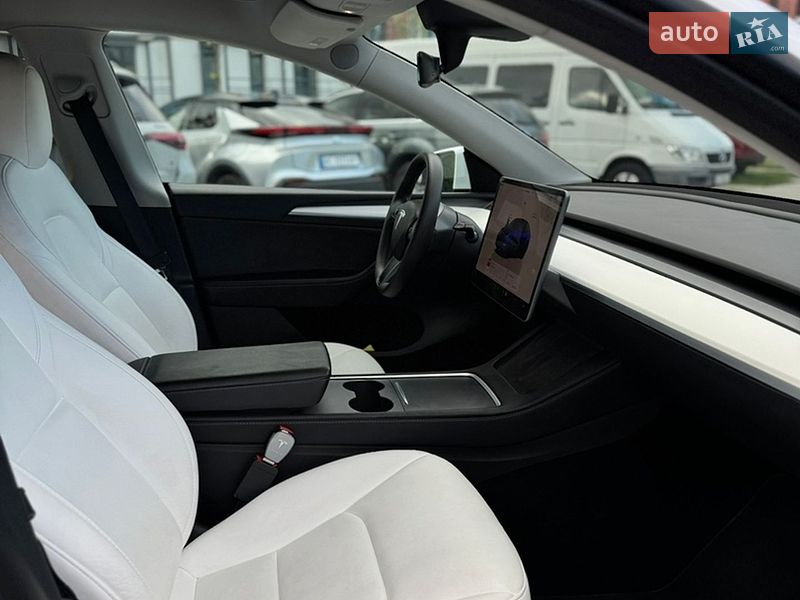 Внедорожник / Кроссовер Tesla Model Y 2022 в Самборе