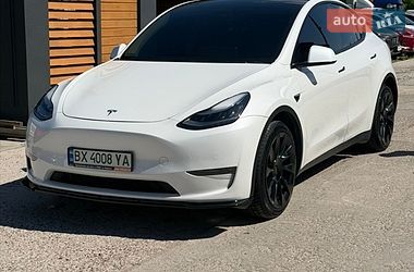Tesla Model Y  2020