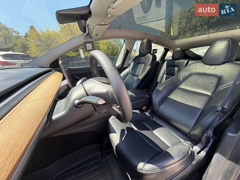 Внедорожник / Кроссовер Tesla Model Y 2020 в Луцке