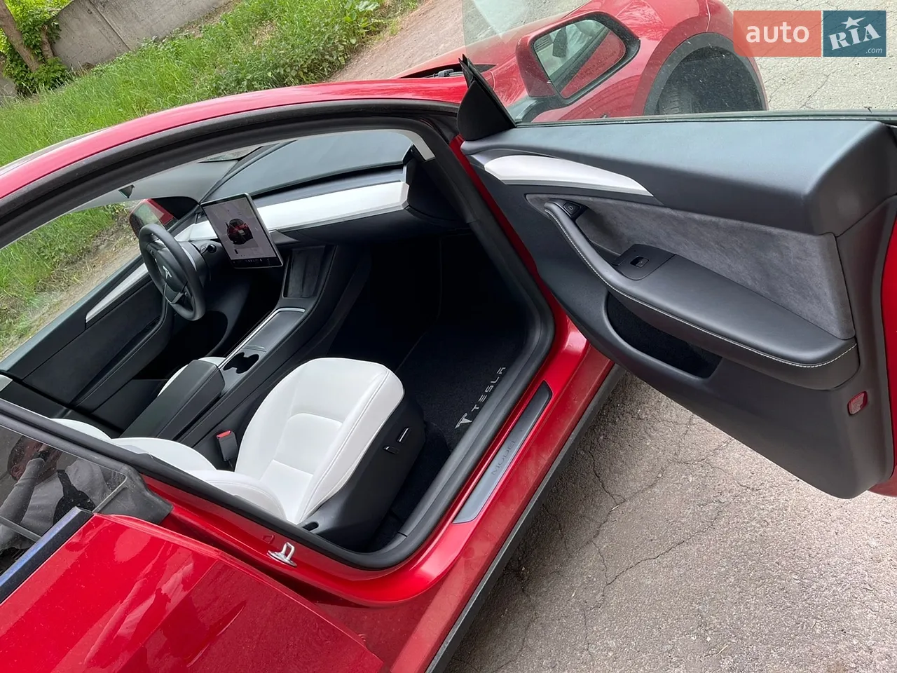 2023 Tesla Model Y - мініатюра 2