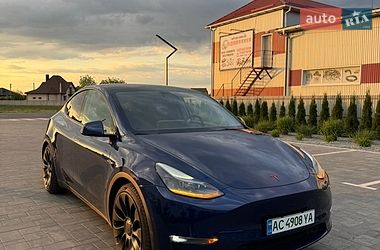 Tesla Model Y  2022