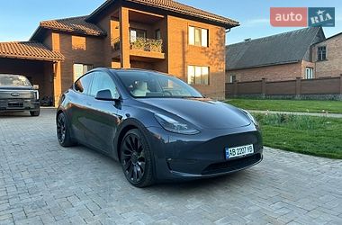 Tesla Model Y  2022