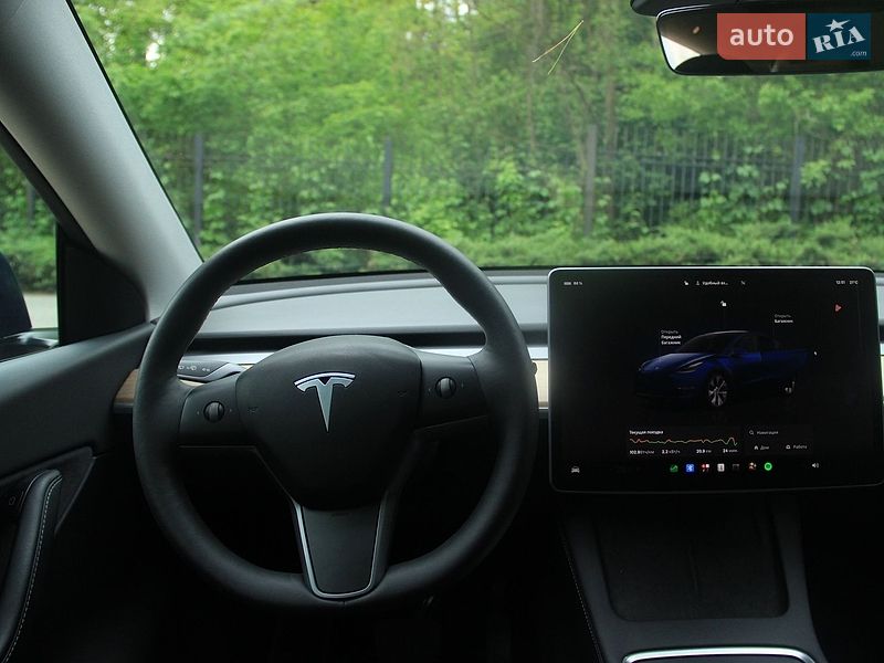 Внедорожник / Кроссовер Tesla Model Y 2022 в Киеве