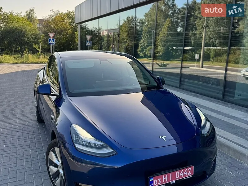Tesla Model Y 2020