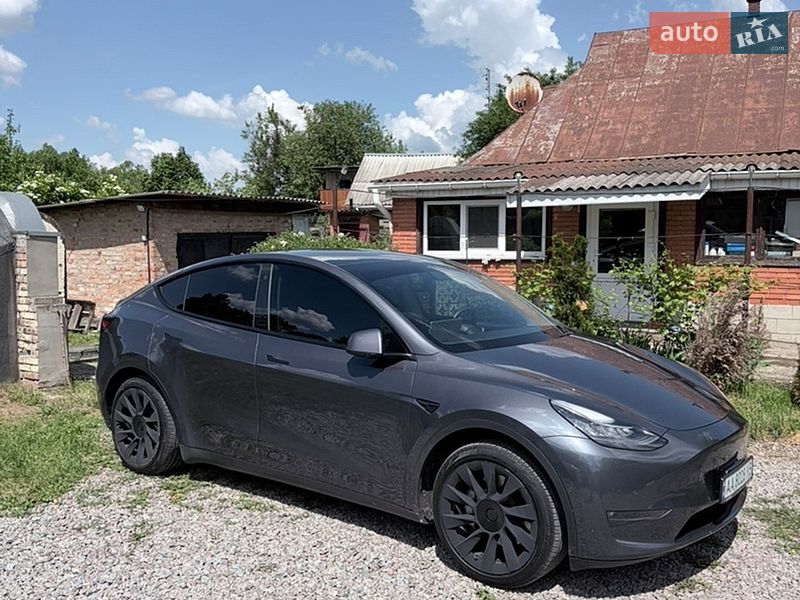 Внедорожник / Кроссовер Tesla Model Y 2022 в Обухове фото 2 Внедорожник / Кроссовер Tesla Model Y 2022 в Обухове