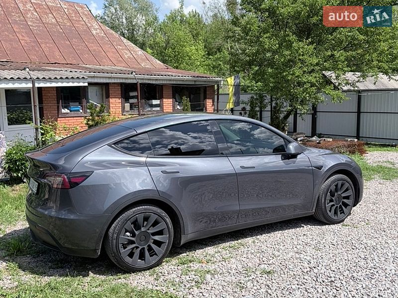 Внедорожник / Кроссовер Tesla Model Y 2022 в Обухове фото 3 Внедорожник / Кроссовер Tesla Model Y 2022 в Обухове