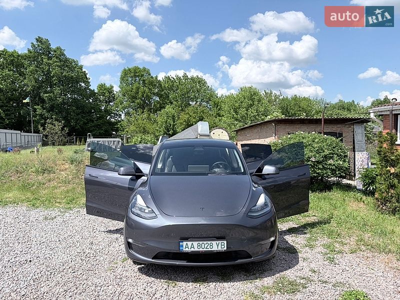 Внедорожник / Кроссовер Tesla Model Y 2022 в Обухове фото 9 Внедорожник / Кроссовер Tesla Model Y 2022 в Обухове