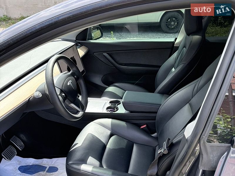 Внедорожник / Кроссовер Tesla Model Y 2022 в Обухове фото 14 Внедорожник / Кроссовер Tesla Model Y 2022 в Обухове