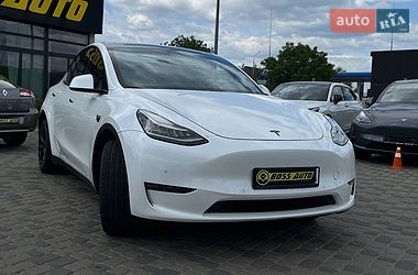 Tesla Model Y  2020