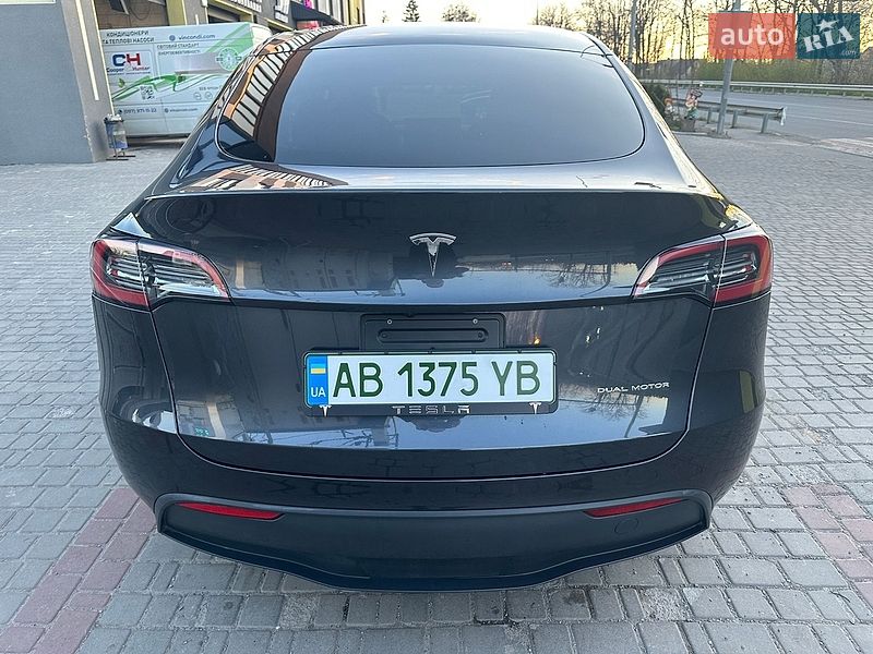 Внедорожник / Кроссовер Tesla Model Y 2024 в Виннице