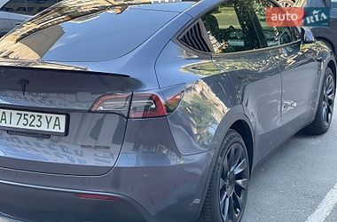 Tesla Model Y  2022