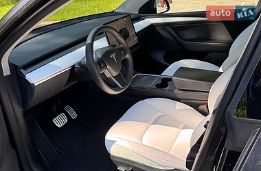 Позашляховик / Кросовер Tesla Model Y 2024 в Вінниці фото 19 Позашляховик / Кросовер Tesla Model Y 2024 в Вінниці