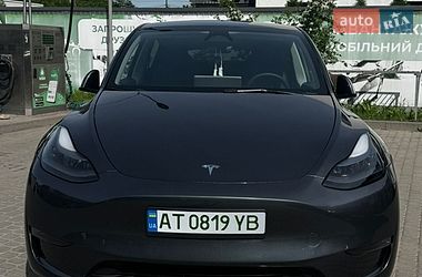 Tesla Model Y  2023