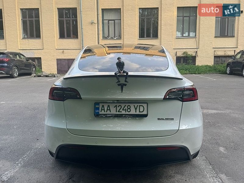 Позашляховик / Кросовер Tesla Model Y 2022 в Києві