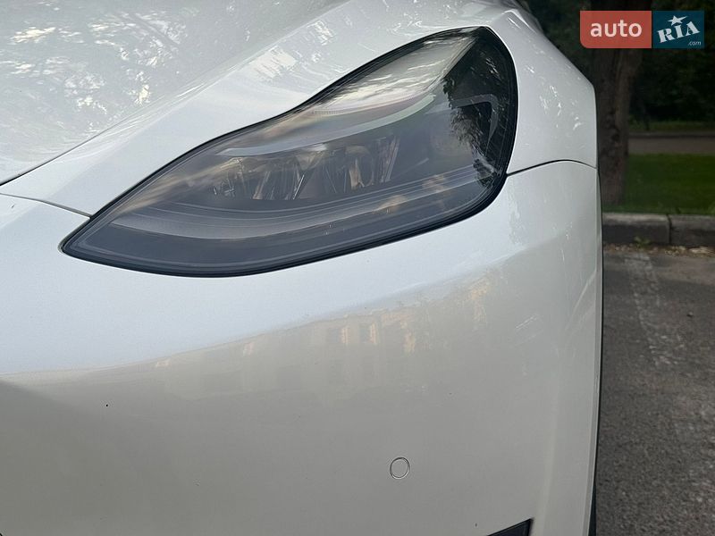 Позашляховик / Кросовер Tesla Model Y 2022 в Києві