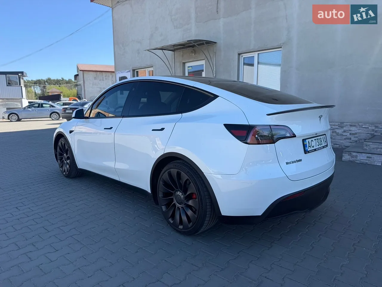 2022 Tesla Model Y - мініатюра 5