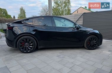 Tesla Model Y 2022