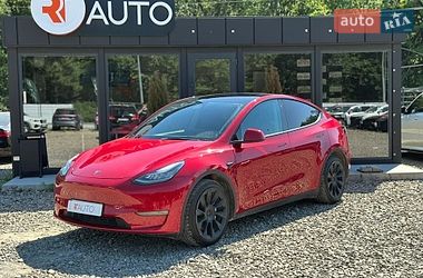 Tesla Model Y  2021