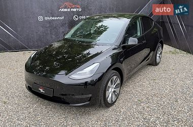 Tesla Model Y  2023