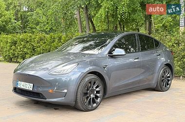Tesla Model Y  2021