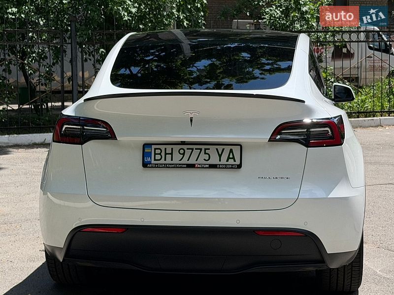 Внедорожник / Кроссовер Tesla Model Y 2022 в Харькове
