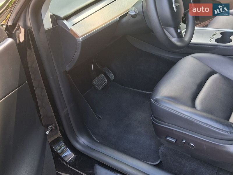 Позашляховик / Кросовер Tesla Model Y 2022 в Дрогобичі фото 24 Позашляховик / Кросовер Tesla Model Y 2022 в Дрогобичі