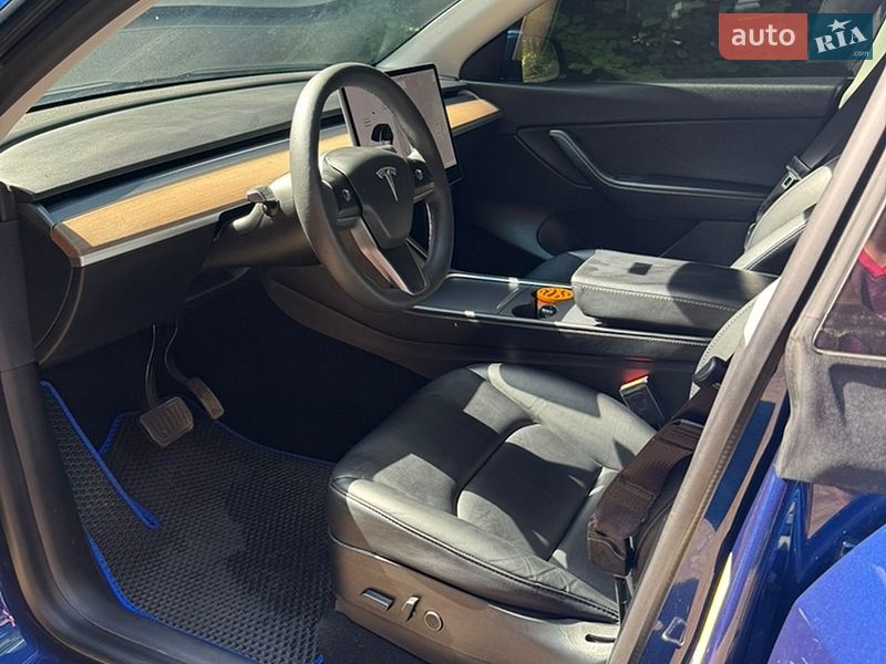Внедорожник / Кроссовер Tesla Model Y 2021 в Моршине