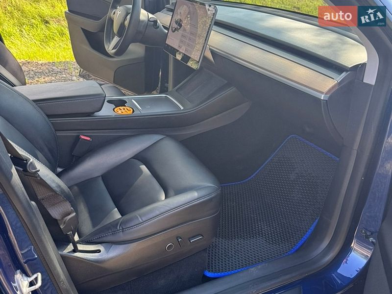 Внедорожник / Кроссовер Tesla Model Y 2021 в Моршине