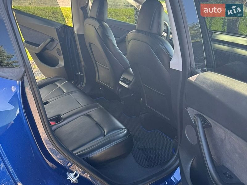 Внедорожник / Кроссовер Tesla Model Y 2021 в Моршине