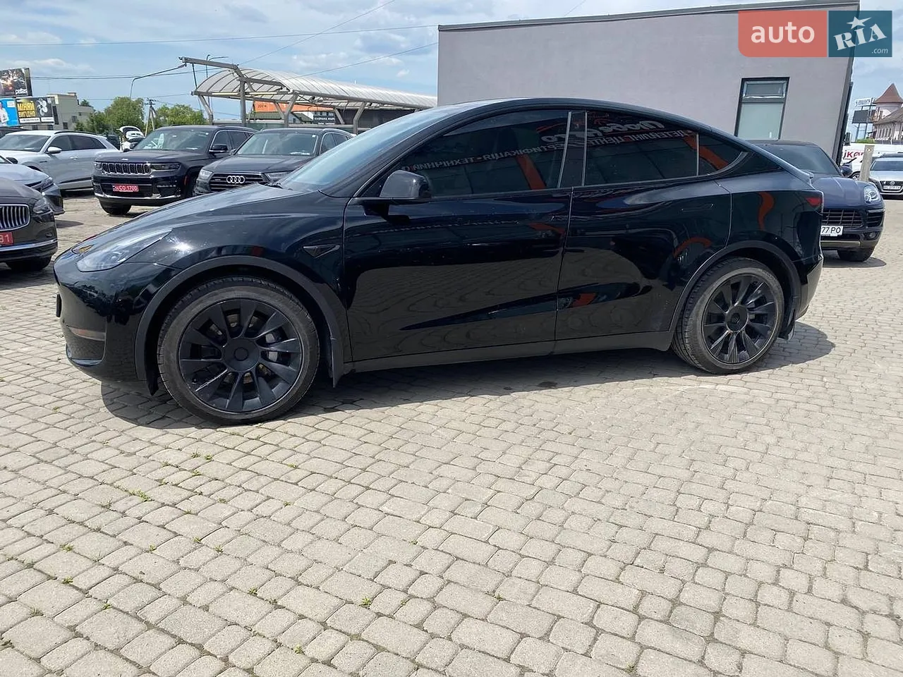 2023 Tesla Model Y - мініатюра 4