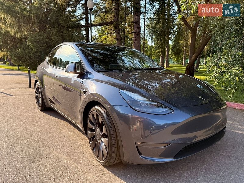 Внедорожник / Кроссовер Tesla Model Y 2021 в Харькове