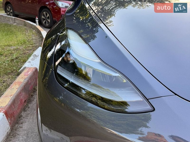 Внедорожник / Кроссовер Tesla Model Y 2021 в Харькове