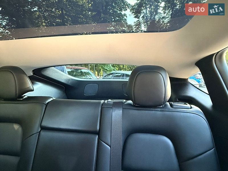 Внедорожник / Кроссовер Tesla Model Y 2021 в Харькове