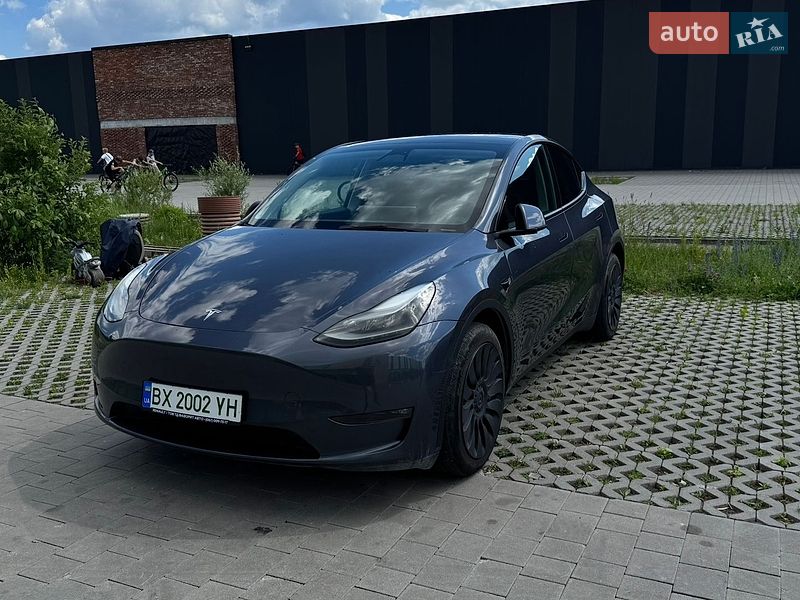 Позашляховик / Кросовер Tesla Model Y 2023 в Хмельницькому фото 5 Позашляховик / Кросовер Tesla Model Y 2023 в Хмельницькому