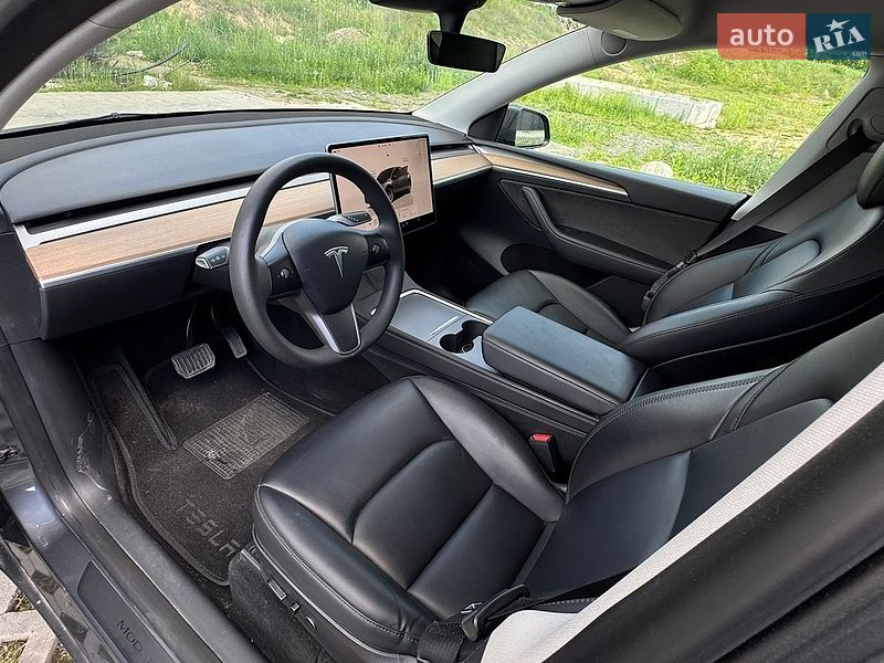 Позашляховик / Кросовер Tesla Model Y 2023 в Хмельницькому фото 38 Позашляховик / Кросовер Tesla Model Y 2023 в Хмельницькому