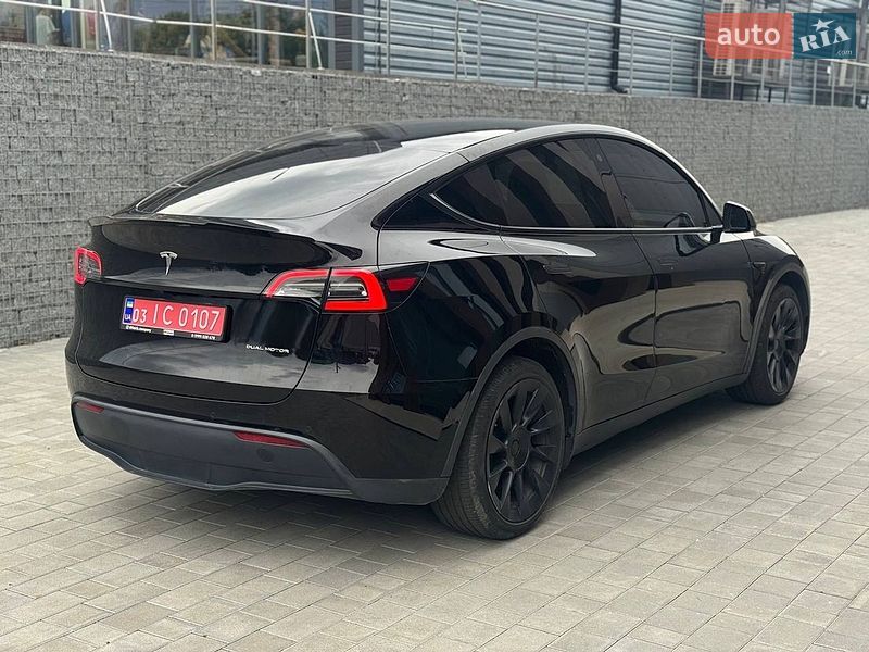 Внедорожник / Кроссовер Tesla Model Y 2022 в Луцке