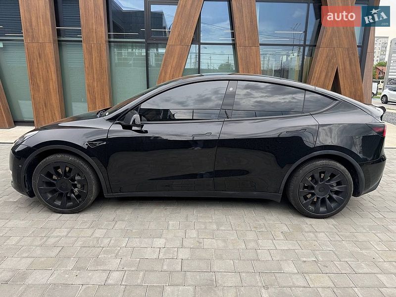 Внедорожник / Кроссовер Tesla Model Y 2022 в Луцке