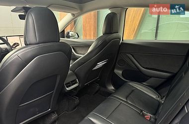 Внедорожник / Кроссовер Tesla Model Y 2022 в Луцке